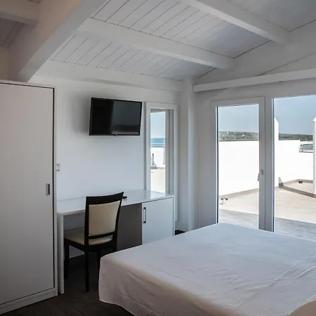 Nauticus Ugento 게스트하우스 토레 산 지오반니 우겐토