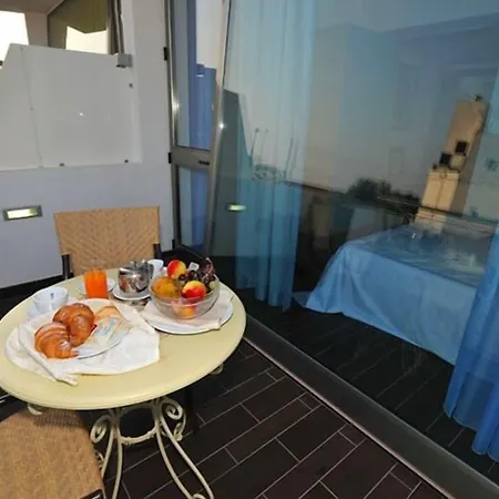 Nauticus Ugento Гостевой дом Торре-Сан-Джованни-Удженто