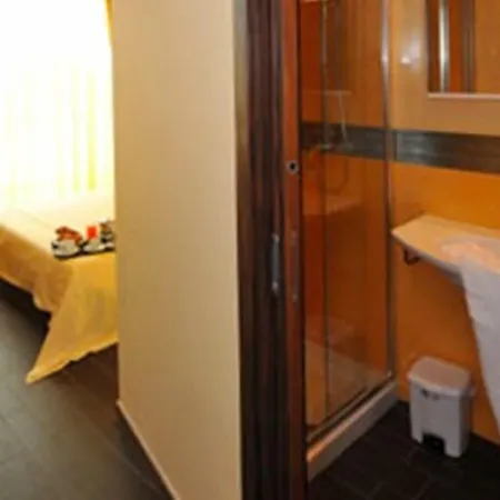Nauticus Ugento 4*